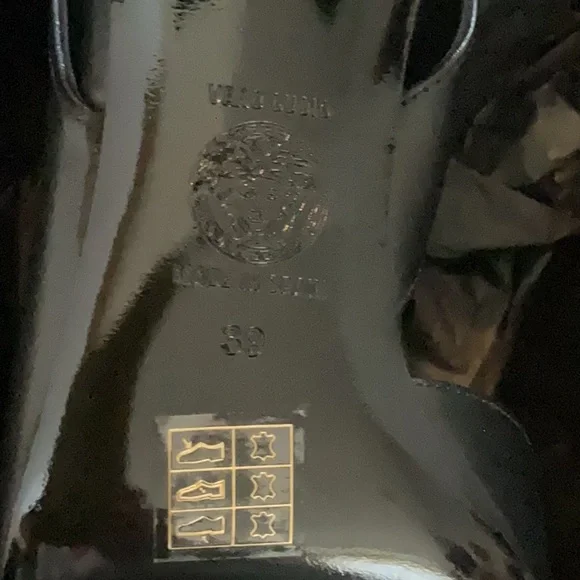 Versace sling back pumps - Picture 3 of 6